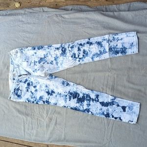 Super stretch bleached jeans